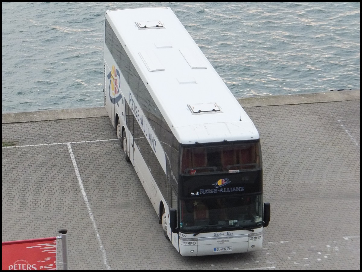Van Hool TD927 von Reise-Allianz/Meyering aus Deutschland im Stadthafen Sassnitz.