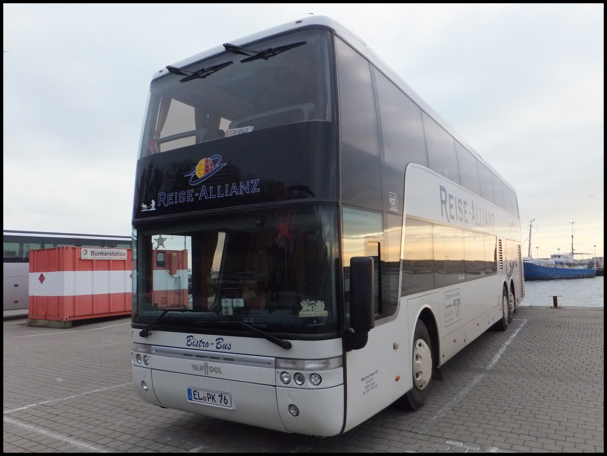 Van Hool TD927 von Reise-Allianz/Meyering aus Deutschland im Stadthafen Sassnitz.