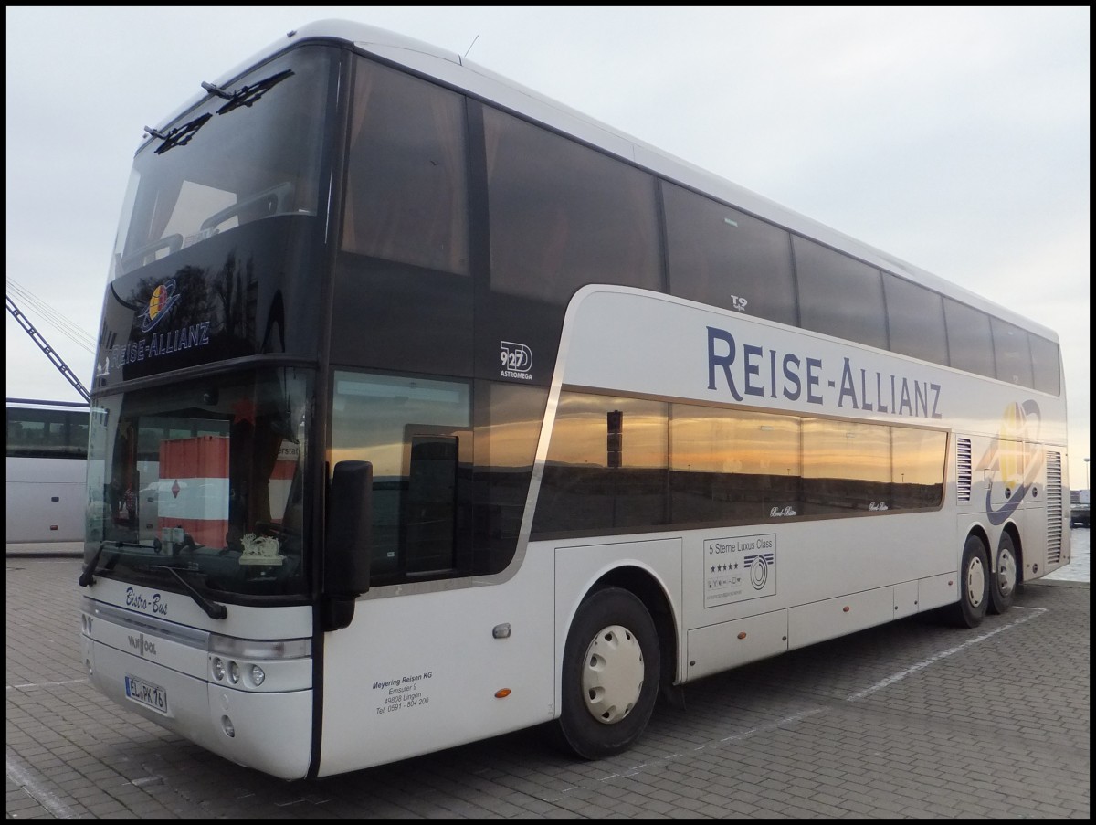 Van Hool TD927 von Reise-Allianz/Meyering aus Deutschland im Stadthafen Sassnitz.