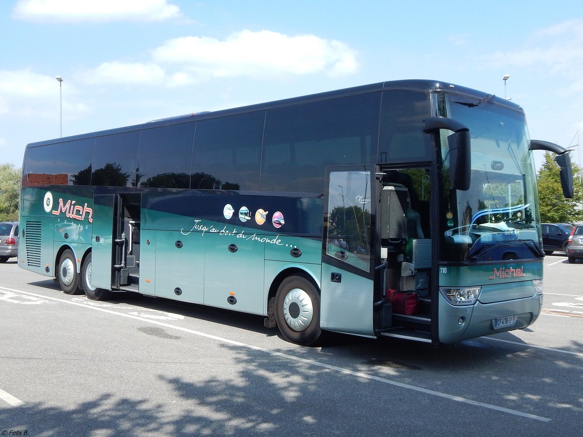 Van Hool TX16 von Michel aus Frankreich in Schwerin.