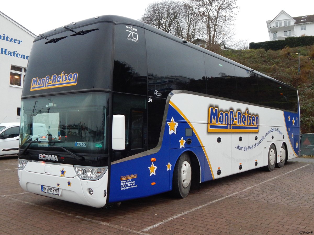 Van Hool TX17 von Manß-Reisen aus Deutschland im Stadthafen Sassnitz. 