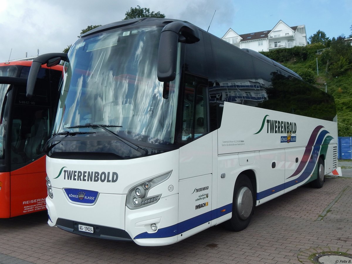 VDL Futura von Twerenbold aus der Schweiz im Stadthafen Sassnitz. 