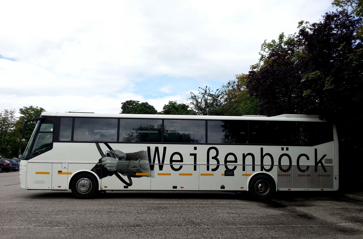 VDL Futura von Wei�enb�ck Reisen aus �sterreich im Juni 2015 in Krems.