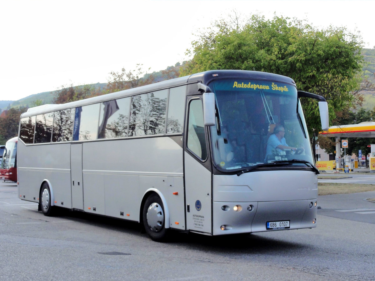 VDLFutura von Autodoprava Skopik aus der CZ In Krems.