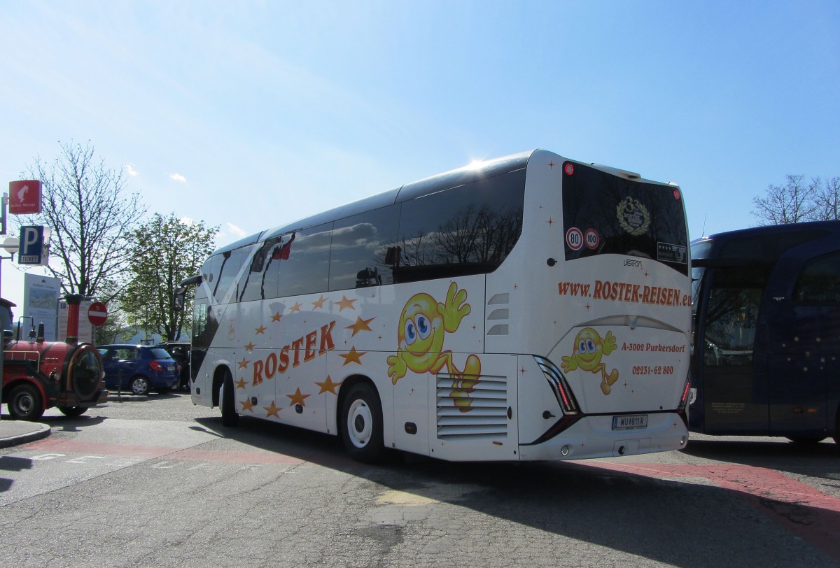 Viseon C10 von Rostek Reisen aus �sterreich am 14.4.2015 in Krems.