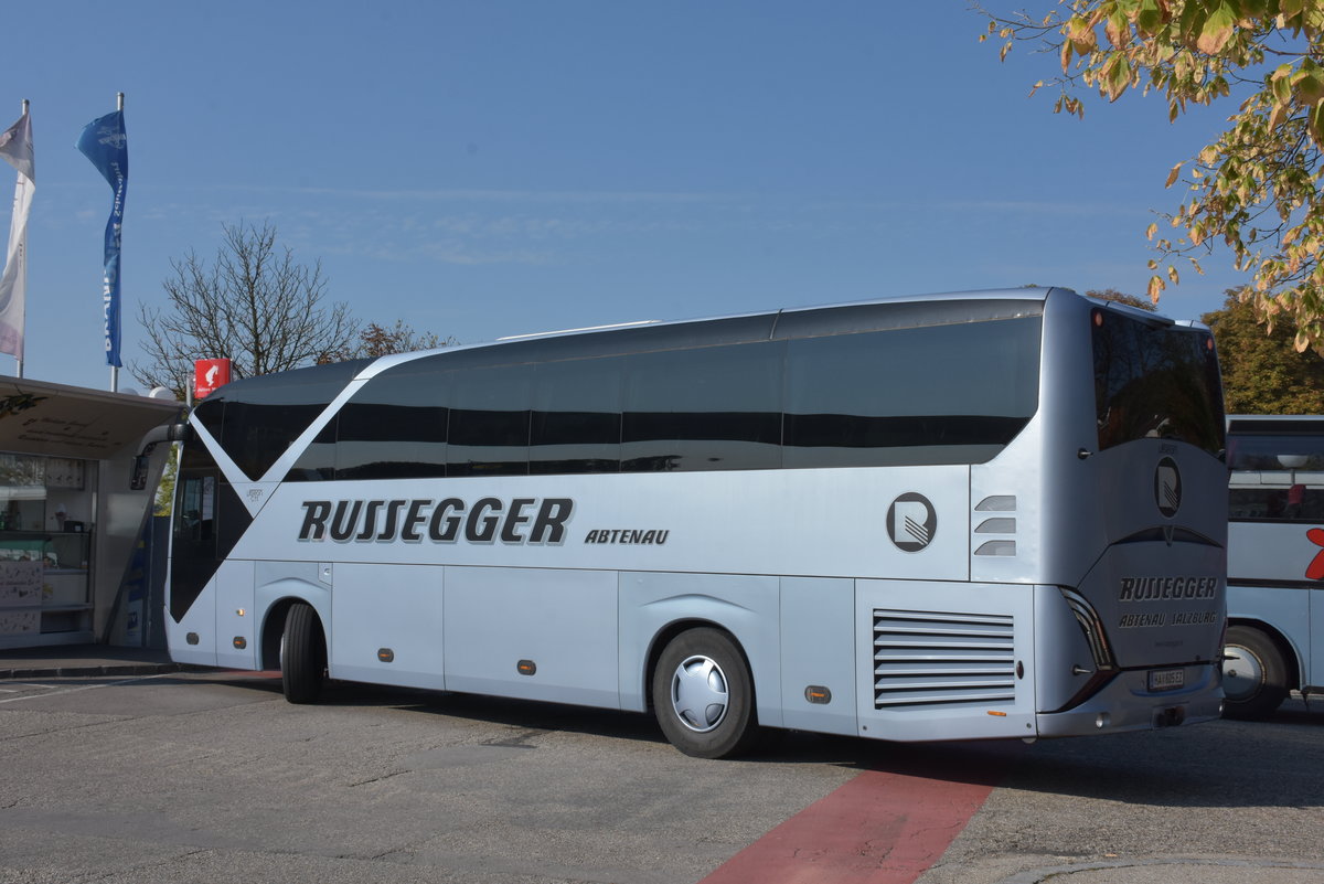 Viseon C11 von Russegger Reisen aus �sterreich 09/2017 in Krems.
