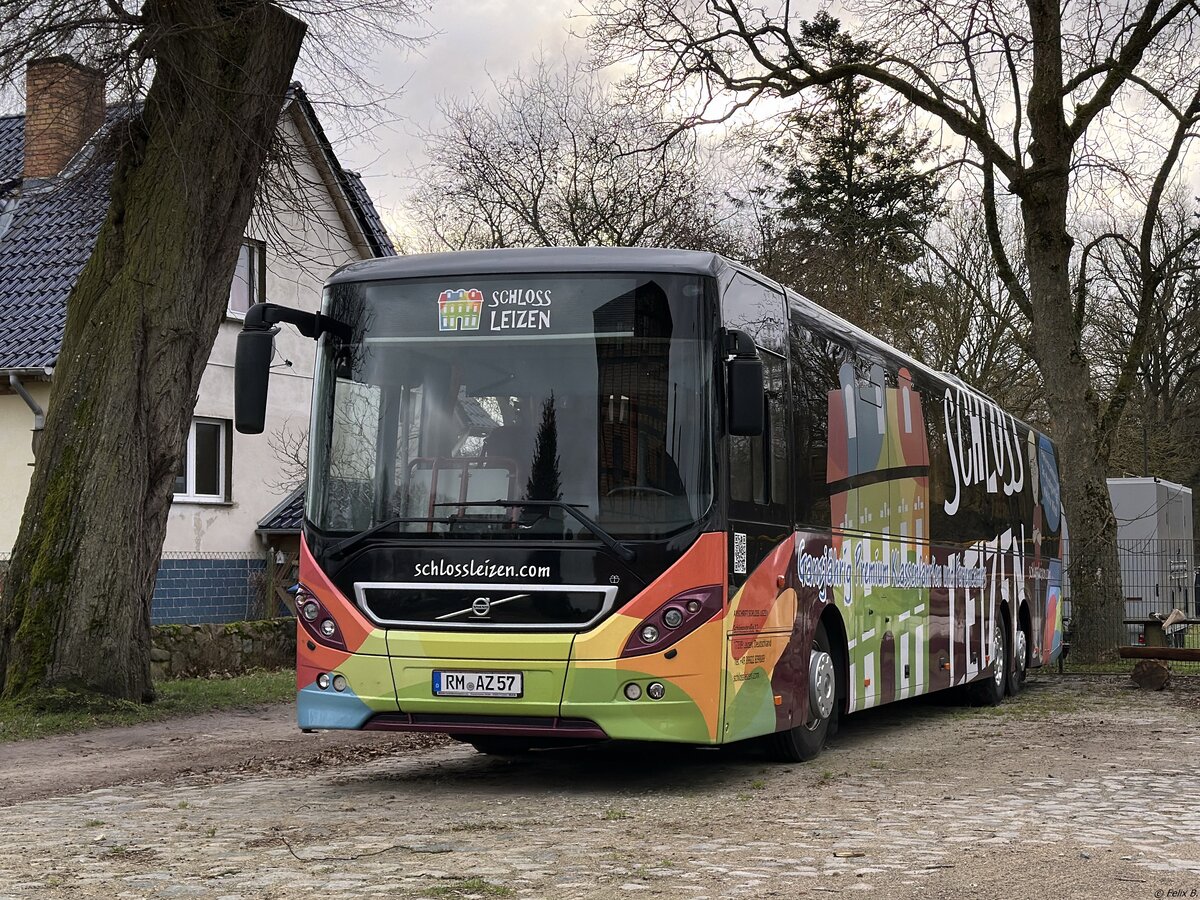 Volvo 8900 von Schloss Leizen aus Deutschland in Leizen.