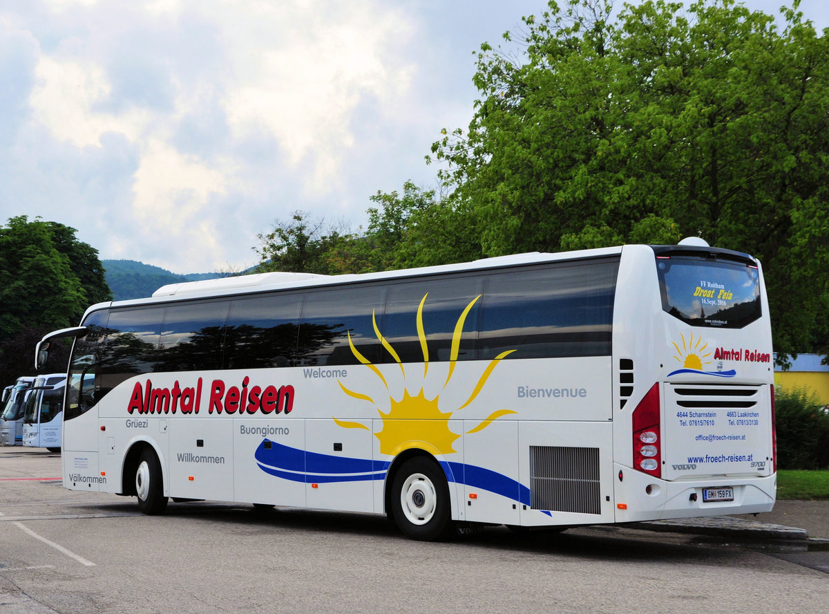 Volvo 9700 von ALMTAL Reisen aus �sterreich in Krems gesehen.