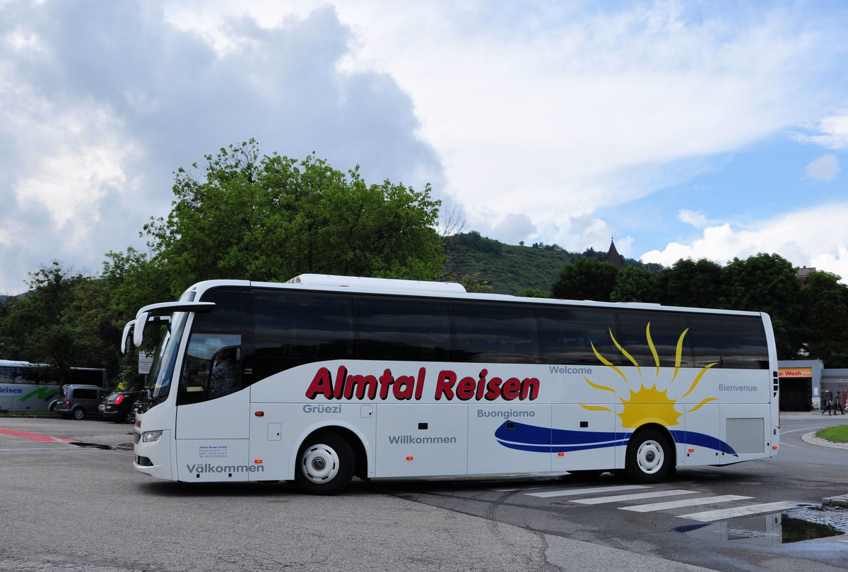 Volvo 9700 von ALMTAL Reisen aus �sterreich in Krems gesehen.