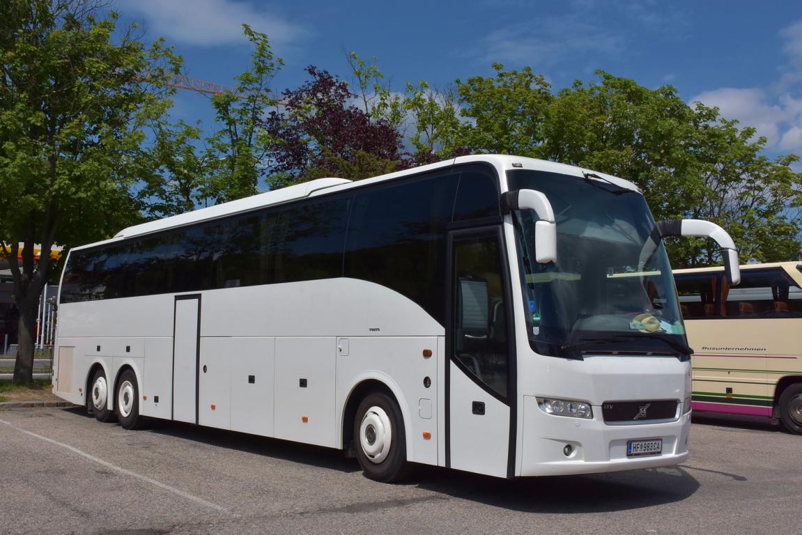 Volvo 9700 aus �sterreich in Krems.
