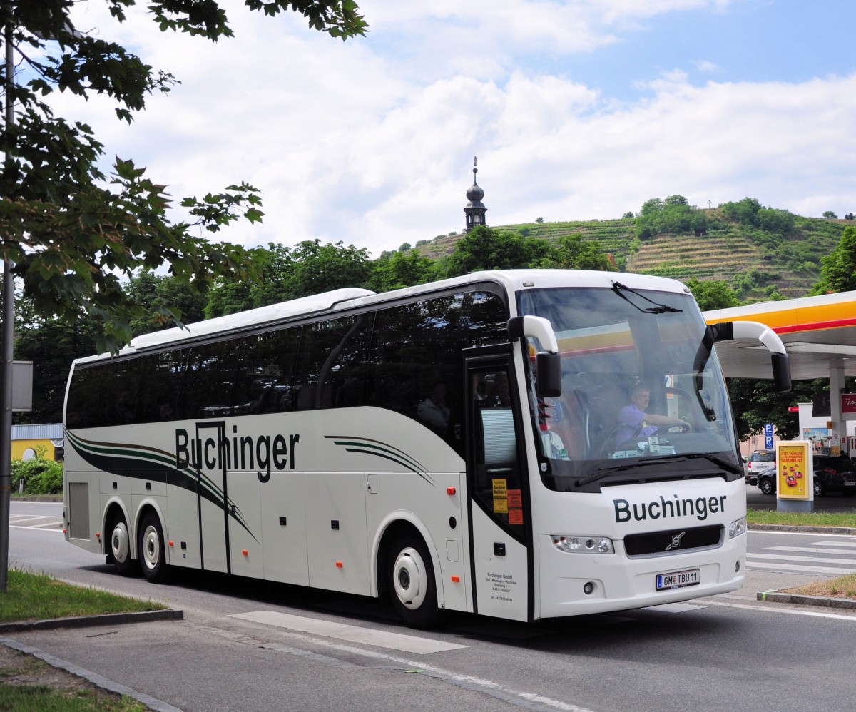 VOLVO 9700 von Buchinger Reisen aus �sterreich im Juni 2015 in Krems.