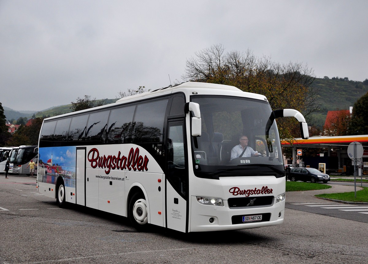 VOLVO 9700 von Burgstaller Reisen aus �sterreich am 11.10.2014 in Krems.