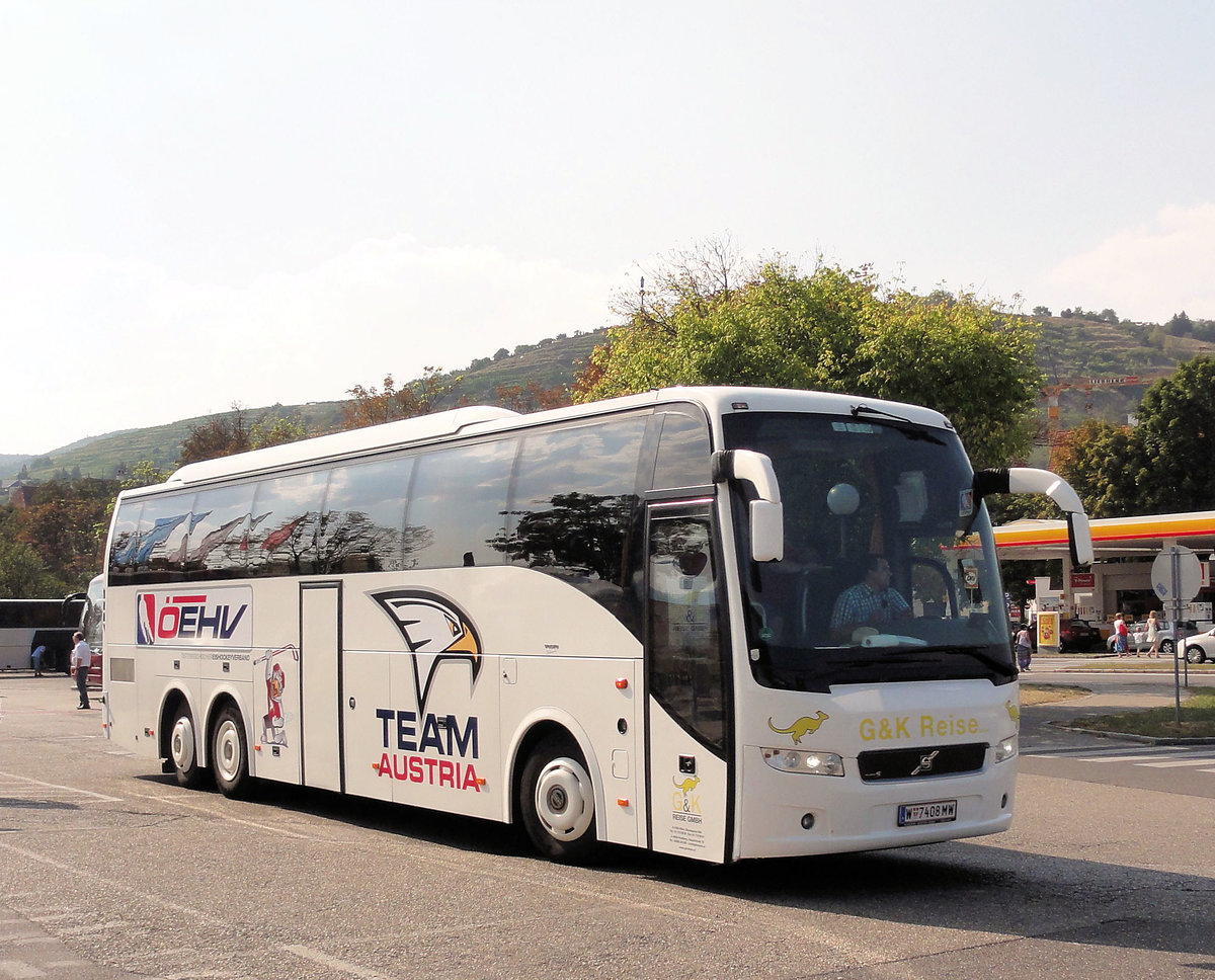 Volvo 9700 von G & K Reisen aus �sterreich in Krems.