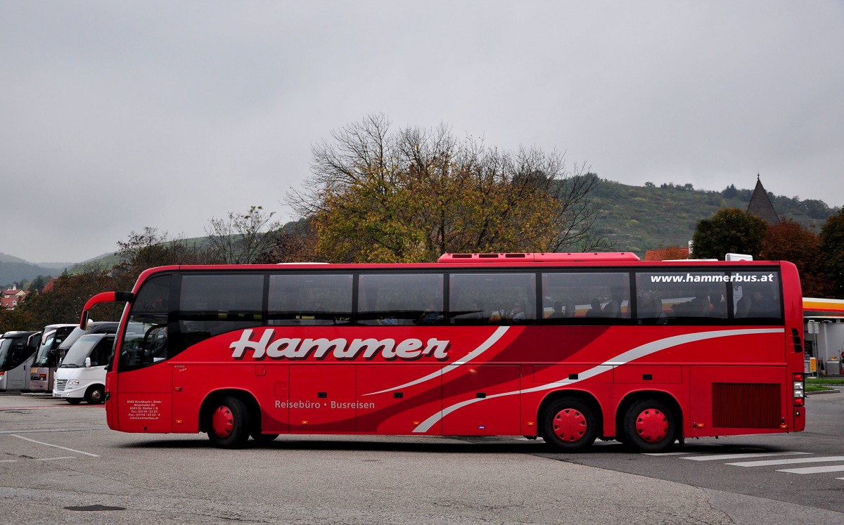 VOLVO 9700 von Hammer Reisen aus �sterreich am 11.Okt.2014 in Krems.