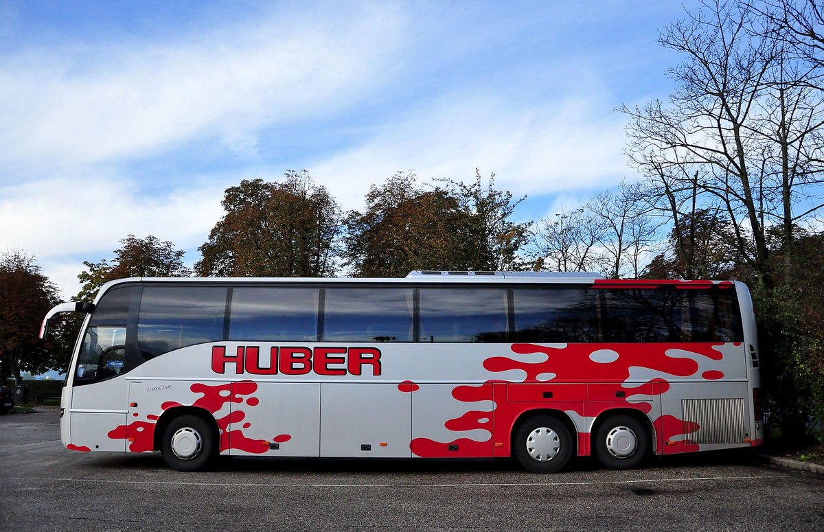Volvo 9700 von Huber Reisen aus Nieder�sterreich in Krems.