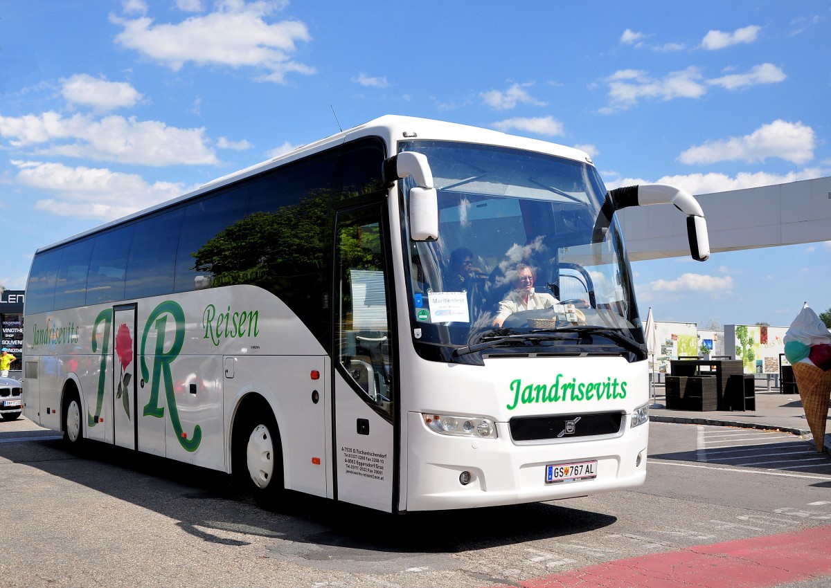 Volvo 9700 von Jandrisevits aus �sterreich in Krems gesehen.