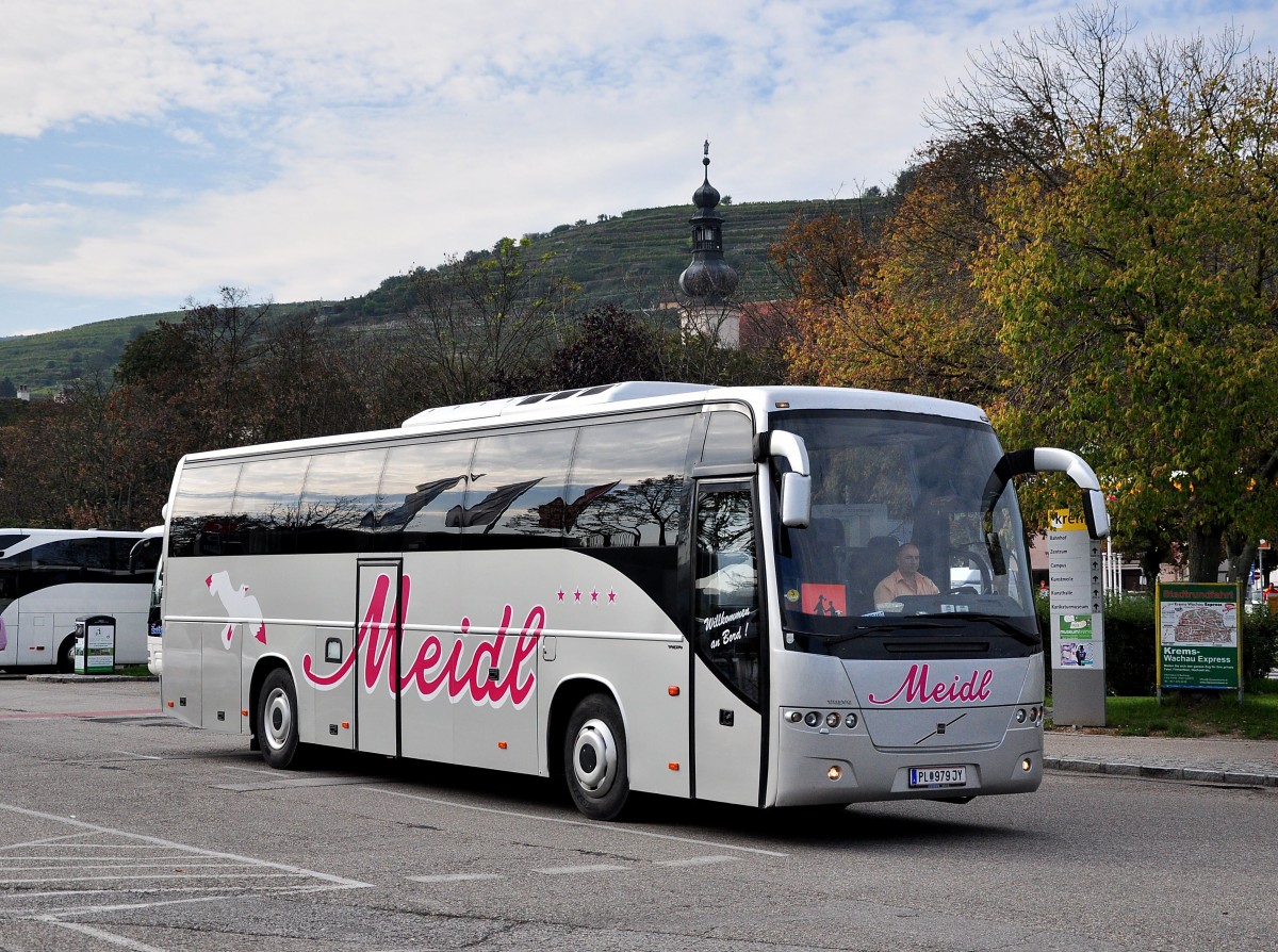 VOLVO 9700 von Meidl Reisen aus �sterreich am 30.9.2014 in Krems.