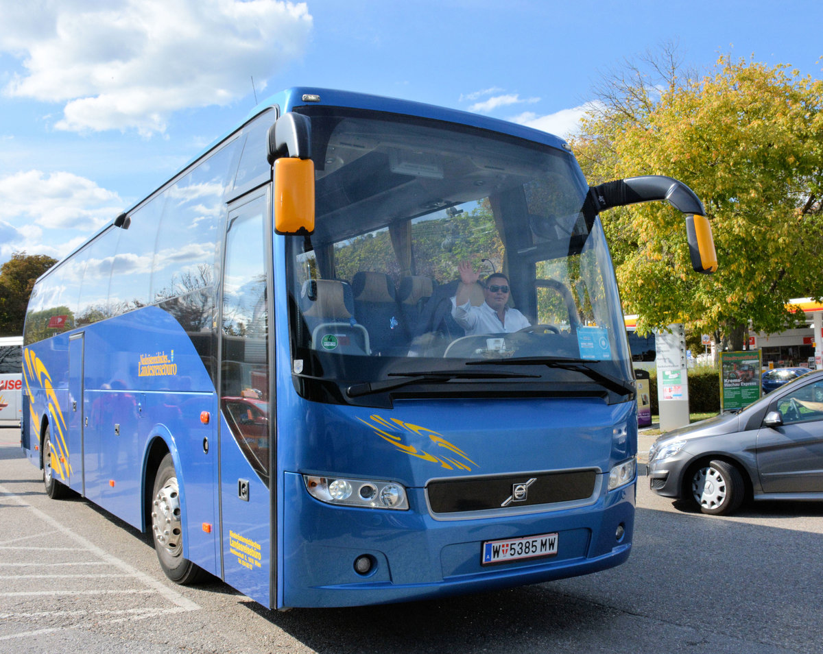 Volvo 9700 vom Nieder�sterreichischem Landesreieb�ro in Krems.