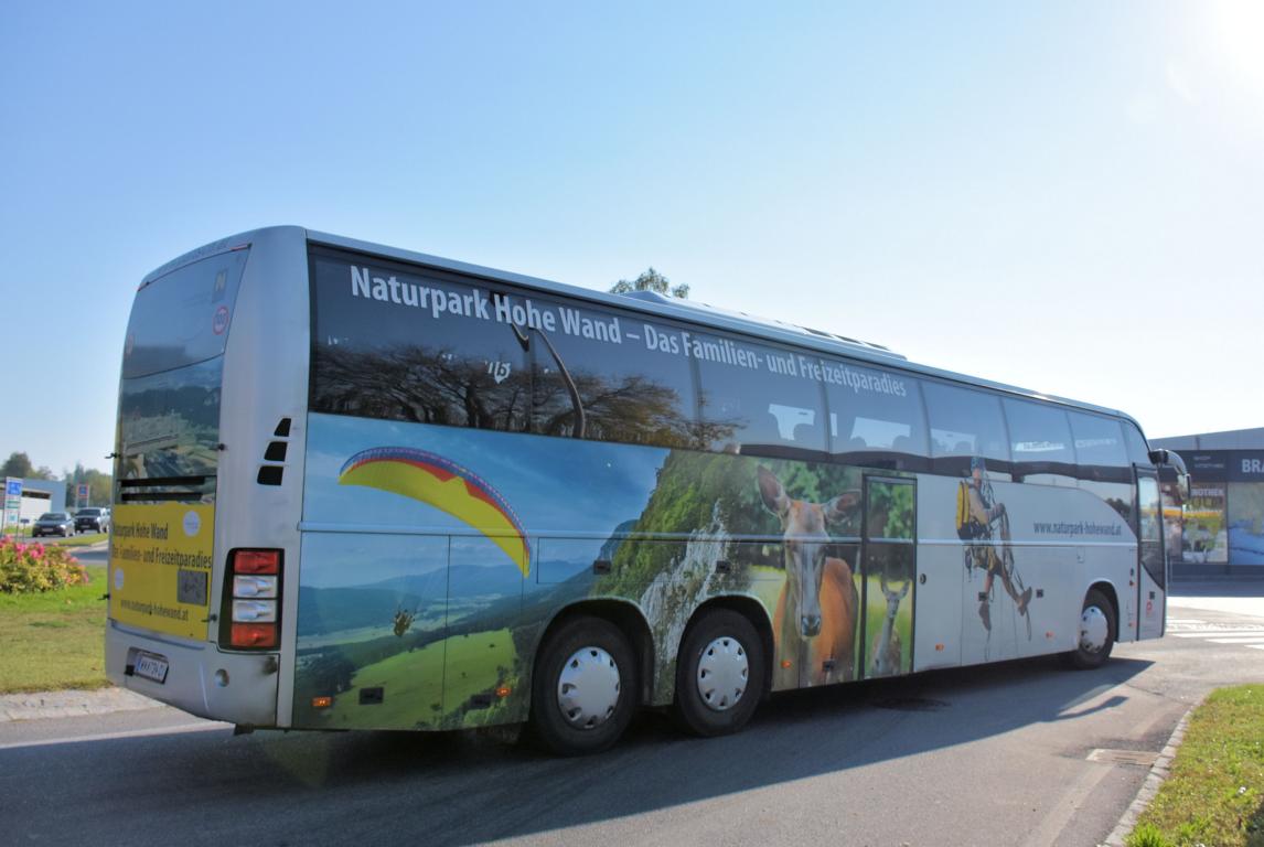 VOLVO 9700 von PARTSCH Reisen aus �sterreich 09/2017 in Krems.