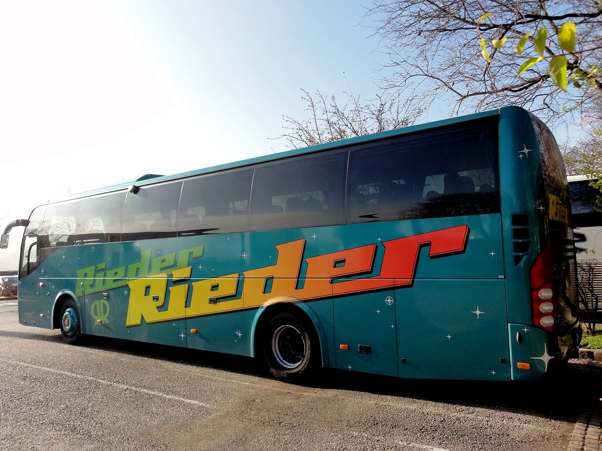 Volvo 9700 von Rieder reisen aus �sterreich in Krems gesehen.