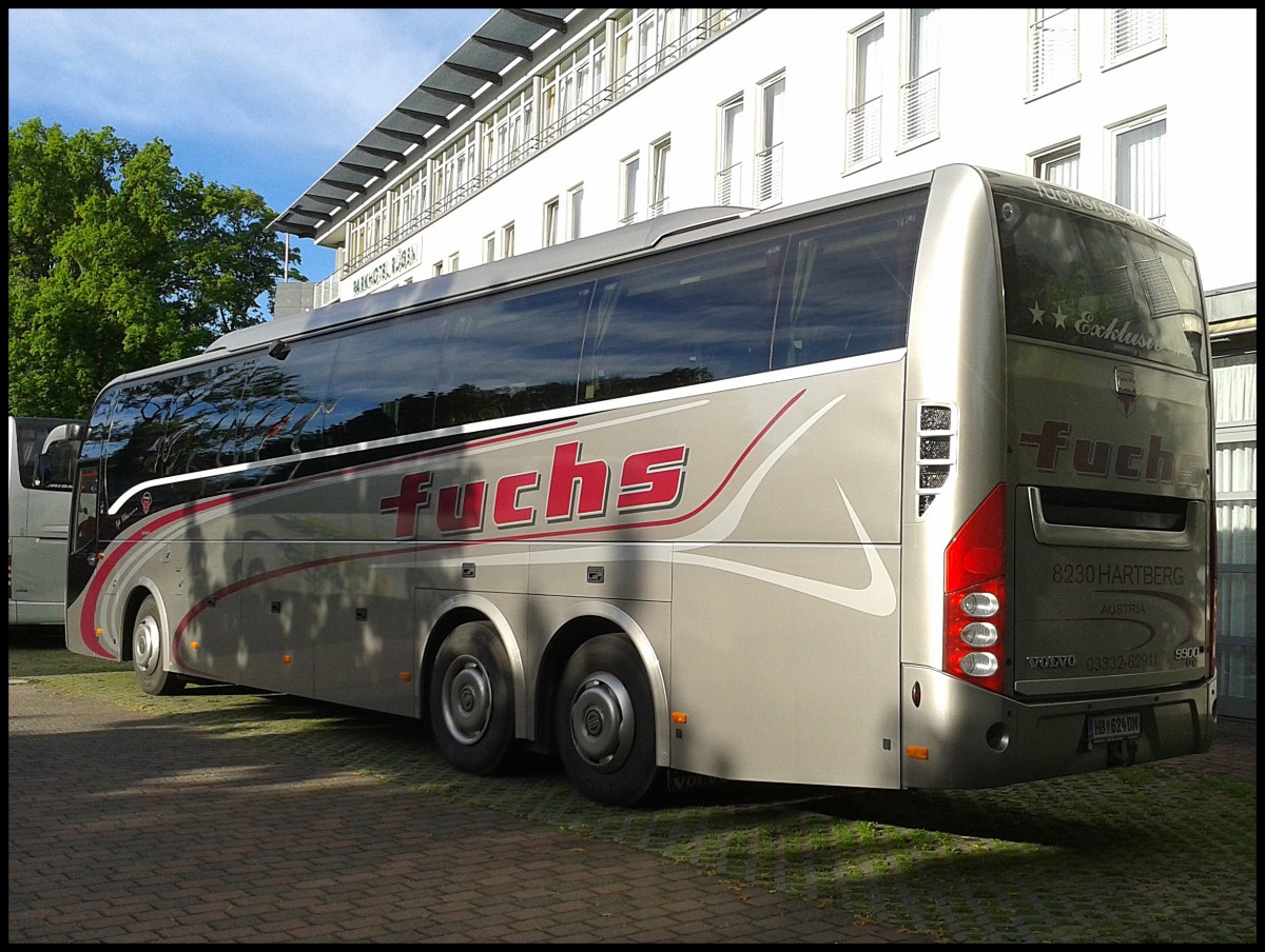 Volvo 9900 von Fuchs aus �sterreich in Bergen.