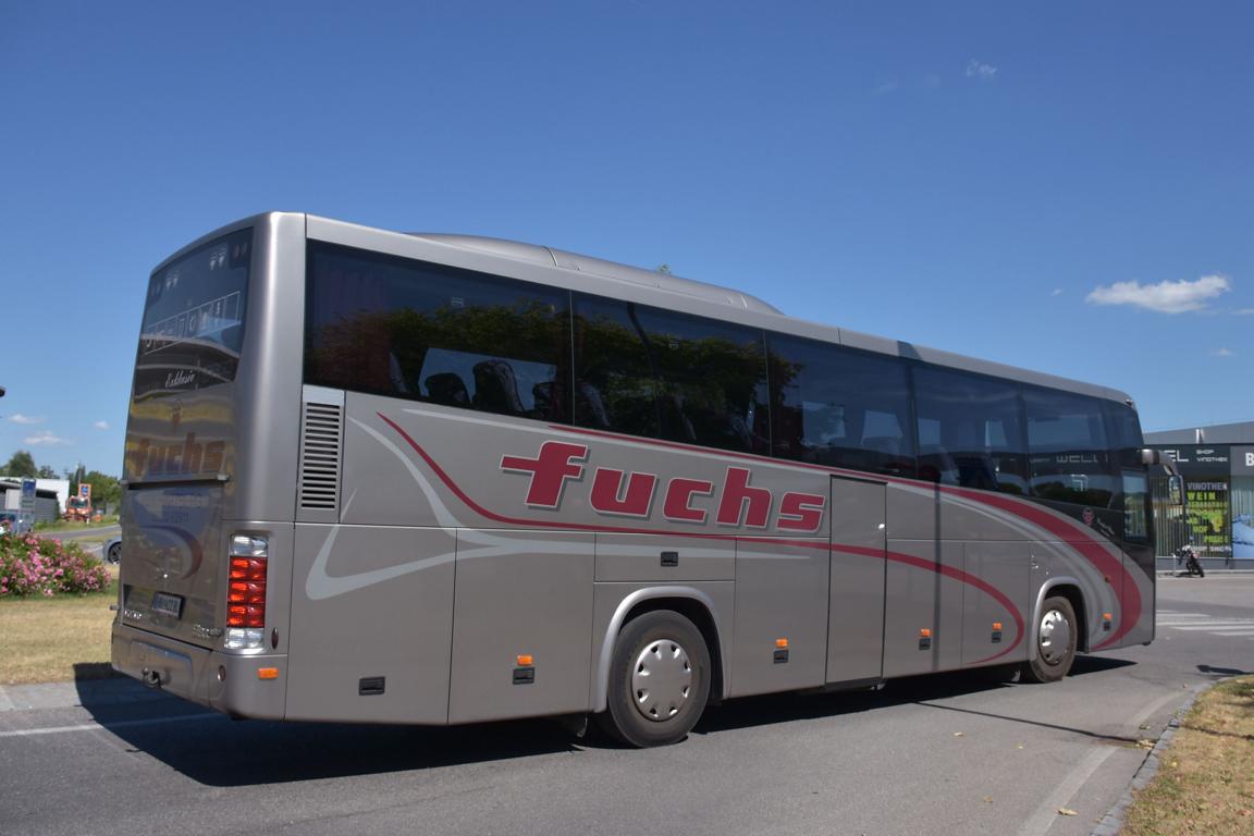 Volvo 9900 von Fuchs Reisen aus �sterreich 6/2017 in Krems.