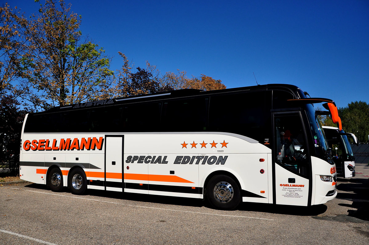 Volvo 9900 von GSELLMANN Reisen aus �sterreich in Krems gesehen.