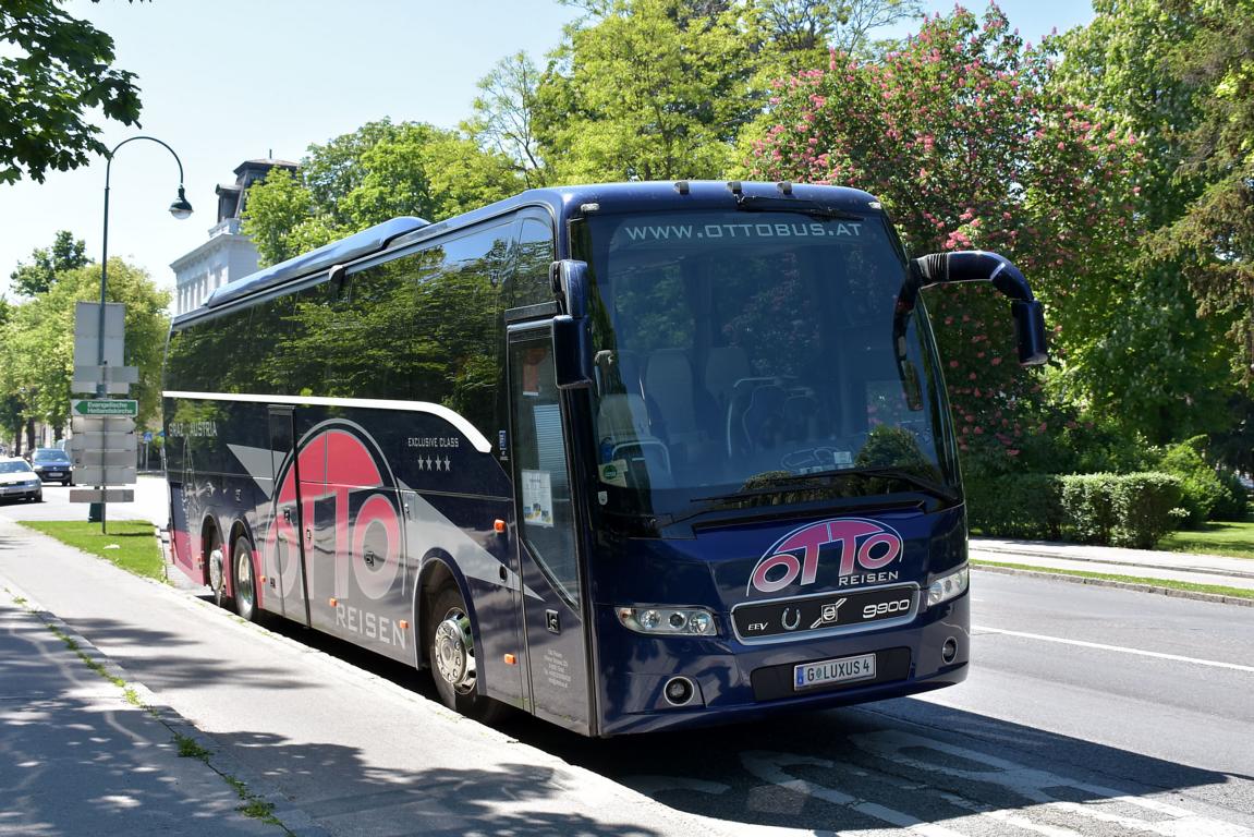 Volvo 9900 von OTTO Reisen aus Graz/�sterreich in Krems.