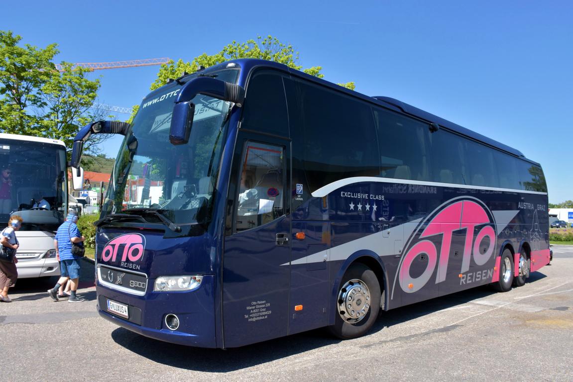 Volvo 9900 von OTTO Reisen aus Graz/�sterreich in Krems.