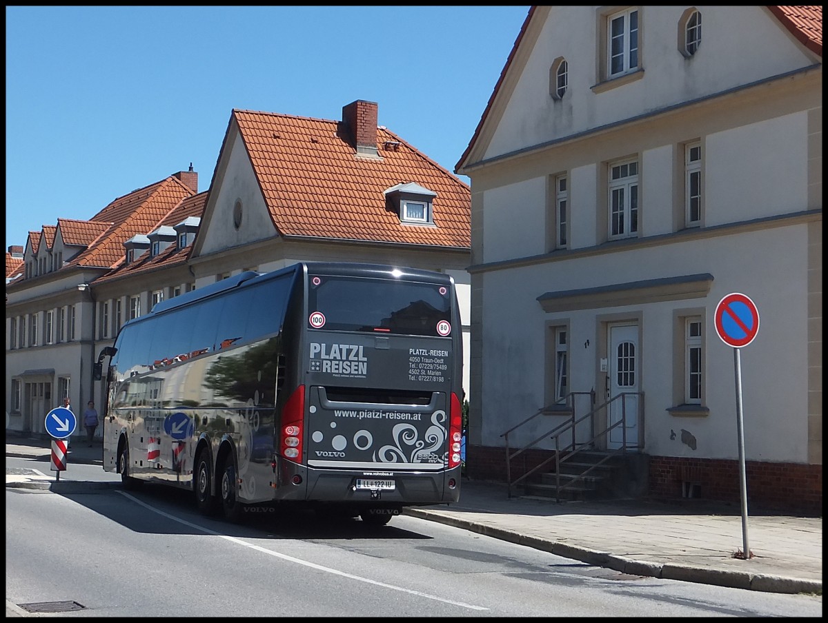 Volvo 9900 von Platzl Reisen aus �sterreich in Sassnitz.