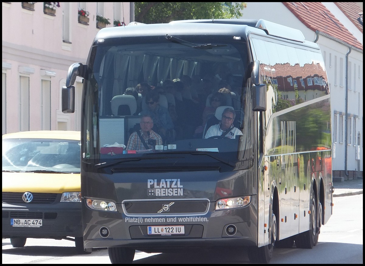 Volvo 9900 von Platzl Reisen aus �sterreich in Sassnitz.