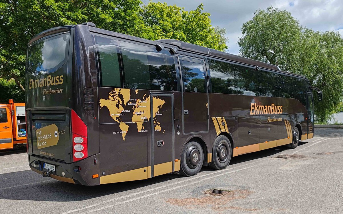 Volvo von ECKMAMBUSS aus Schweden, gesehen auf der Insel R�gen