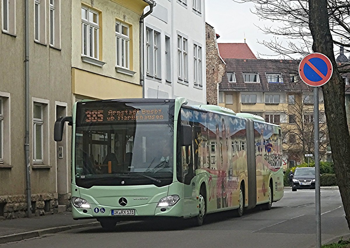 Wagen 1131 der Regionalbus Arnstadt, ein MB C2 G� mit EEV-Motor, ist am 05.04.17 auf der Linie 385 unterwegs.