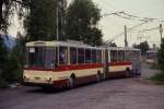 Skoda O-Bus / Trolley Bus hier am 6.6.1991 in unmittelbarer Werkn�he in Ostrov (Tschechien).