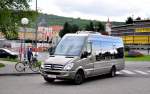 Kleinbus Mercedes Benz Sprinter von Riedler Reisen aus �sterreich am 16.August 2014 in Krems gesehen.