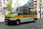 VW T4 als Sonderaufbau f�r Stadtrundfahrten, gesehen in Rostock im August 2014