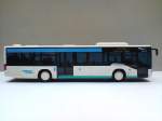 Setra S415 NF macht auch als Modell im RegioBus hannover Design eine gute Figur. Dennoch ist dies eine Fehlproduktion , da die RegioBus Hannover keine Fahrzeuge besitzt mit Einzelt�ren im Einstieg. Alle Fahrzeuge dieser Baureihe haben doppel Schwenkt�ren. Bild Aufgenommen 03.07.2013