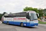 BOVA Reisebus mit Radh�nger aus der CZ am 25.5.2013 in Krems gesehen.