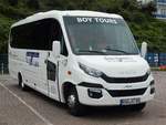 Iveco Sunrise von BoyTours aus Deutschland im Stadthafen Sassnitz.