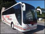 MAN Lion's Coach von Sch�rer Reisen aus Deutschland im Stadthafen Sassnitz.