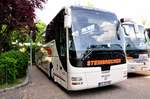 MAN Lions Coach von Steinbrecher Reisen aus der BRD in Krems.