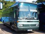 Mercedes O 303 von Meise-Reisen aus Deutschland im Stadthafen Sassnitz.