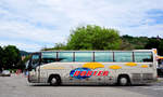 Mercedes O 404 vom Reiseb�ro Dobler aus Ober�sterreich in Krems gesehen.
