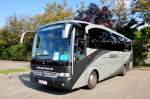 Mercedes Tourino von Blaguss Reisen aus �sterreich in Krems gesehen.