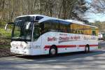 Mercedes Benz Tourismo der  BerlinLinienBus  am 25.04.09 am Bahnhof G�hren/R�gen