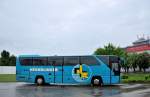 Mercedes Benz Tourismo von NEUNDLINGER Reisen aus �sterreich am 11.5.2013 in Krems an der Donau.