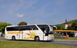 Mercedes Benz Tourismo von HUMPELSTETTER Reisen / �sterreich im Juli 2013 in Krems unterwegs.