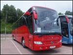 Mercedes Tourismo von Neubauer aus �sterreich im Stadthafen Sassnitz.