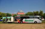 Mercedes Benz Tourismo mit einem Radanh�nger von H�fst�tter Reisen aus �sterreich am 18.Juli 2014 in Krems gesehen.