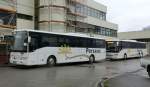 Ein Mercedes-Benz Tourismo RH und ein Setra S 417 UL-SF von Perseus-Reisen aus Neumarkt-St.